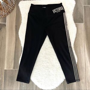 𝅺Victoria’s Secret Sport Capris